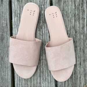 A New Day blush light pink slide sandals